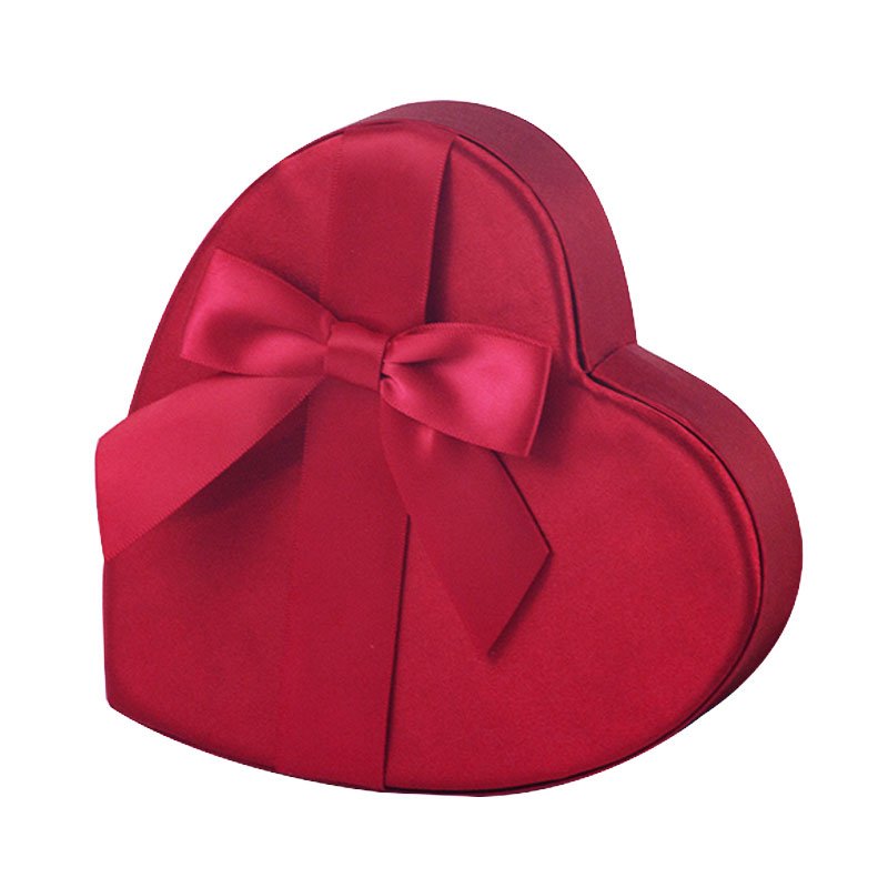 caja de chocolate en forma de corazón